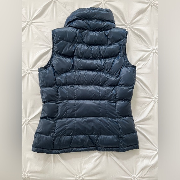 NWT Calvin Klein Puffer Vest - Picture 4 of 4